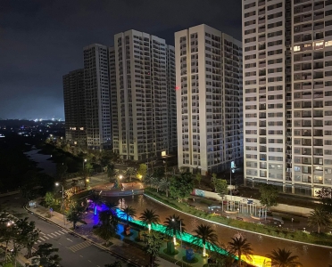 Cho thuê căn hộ Vinhomes Grand Park 2 phòng ngủ Bếp rèm nệm máy nước nóng máy giặt