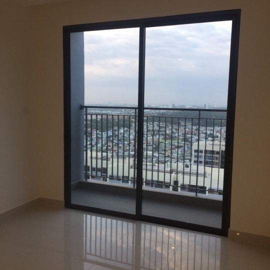 Bán căn hộ vinhomes 2PN View Hồ bơi - Hướng mát .