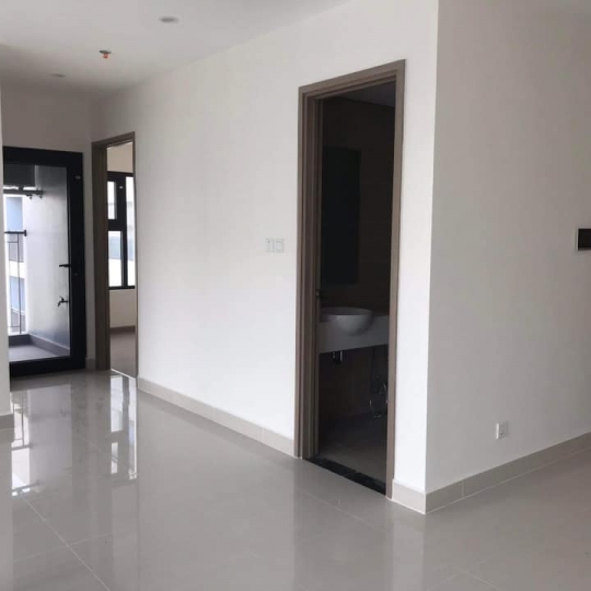 Bán căn hộ 2PN vinhomes view Hồ Bơi